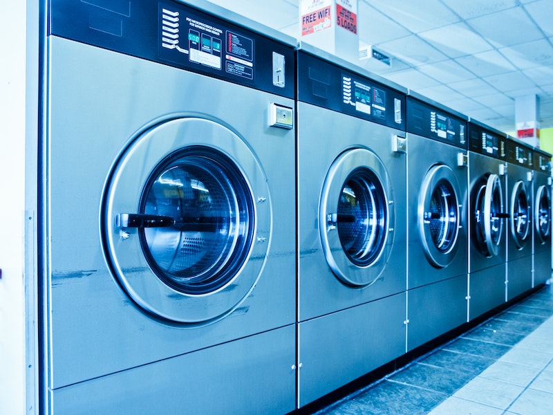 Apa Bisa Cuci Baju Tanpa Disetrika? Berikut 5 Rekomendasi Mesin Cuci Washer & Dryer yang Gak Bikin Baju Kusut