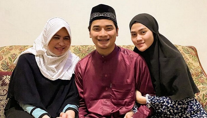 Ibunda Alvin Faiz Diisukan Menikah, Adik Kandung Bantah Isu yang Beredar: 'Yang Berhak Menikahkan Itu Saya!'