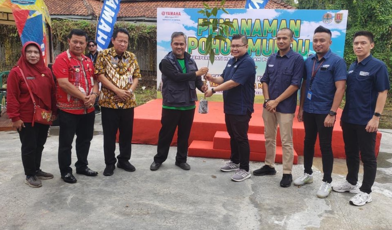 Yamaha Tanam Ratusan Pohon Mundu Sebagai Bentuk Pelestarian Lingkungan di Semarang