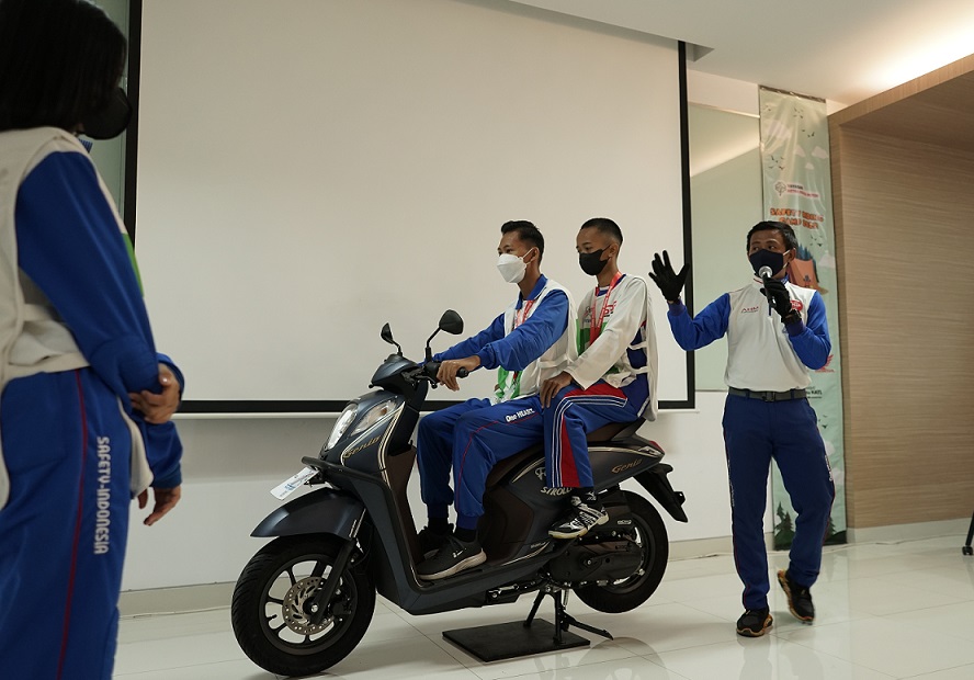 Yayasan AHM Latih 45 Anak Muda Jadi Duta Safety Riding Honda