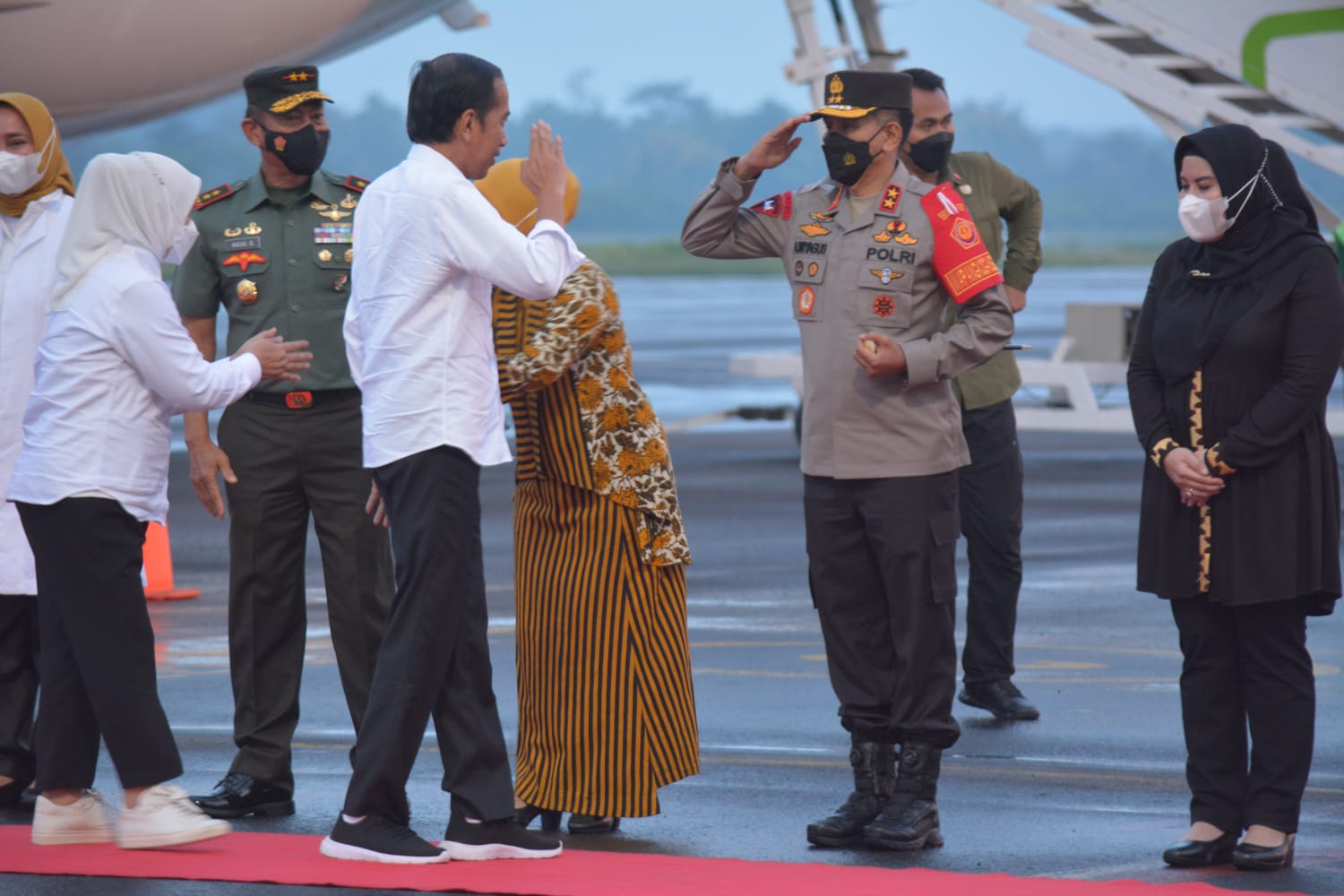 Kapolda Lampung Turut Menyambut Kedatangan Presiden Jokowi