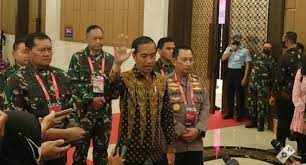 Soal Karhutla, Jokowi Ancam Copot Pangdam dan Kapolda Jika Kebakaran Hutan Kembali Terjadi