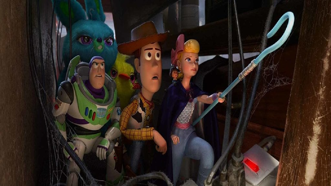 Link Film Toy Story 4, Saat Woody dan Buzz Berjuang di Tangan Bonnie