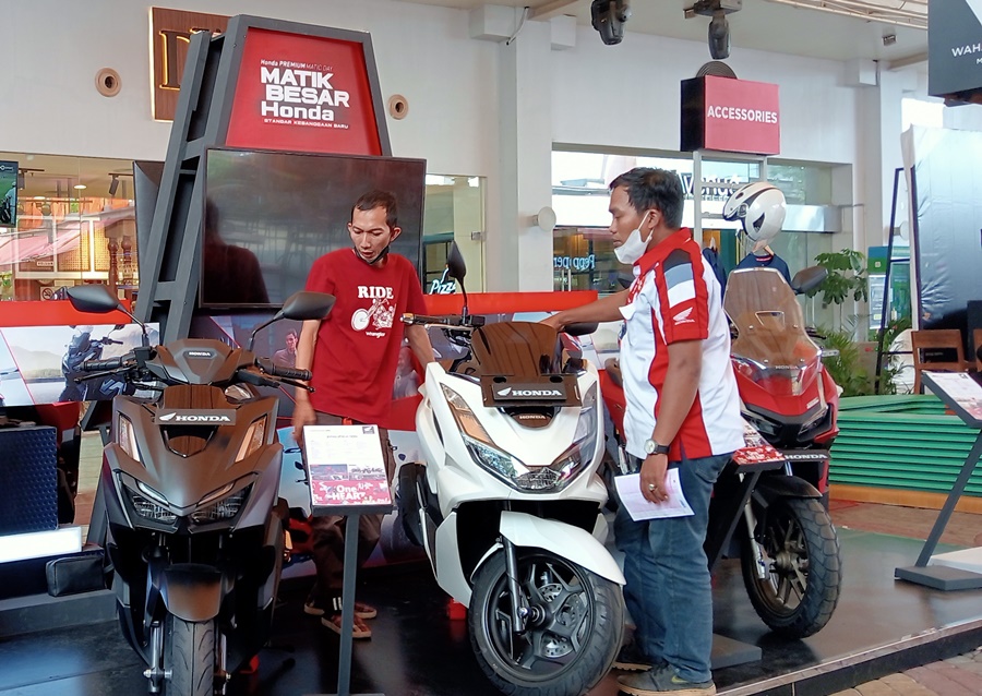 Warga Tangerang Antusias Meriahkan Honda Premium Matic Day 