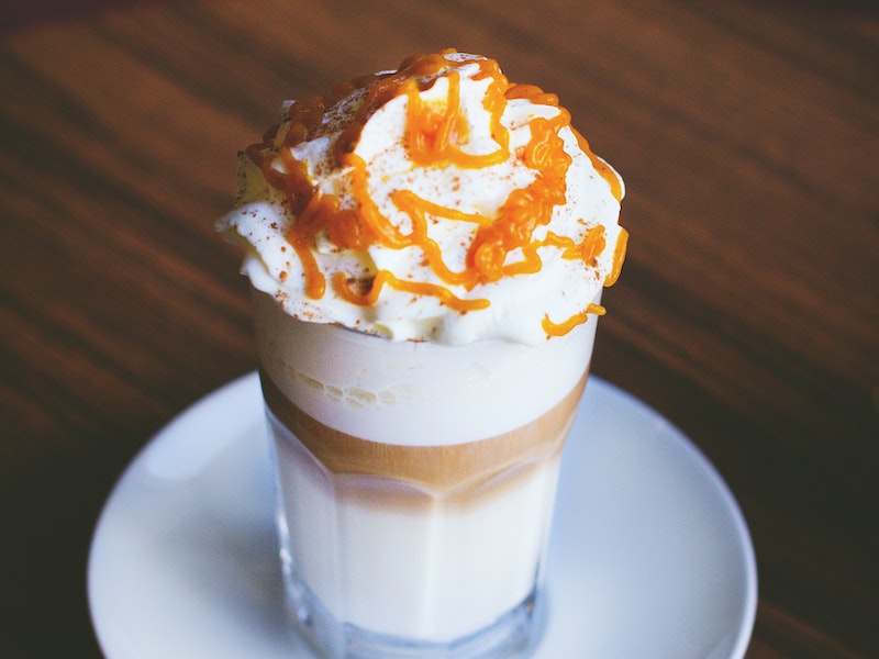 Resep Iced Caramel Frappucino Ala Starbucks yang Nikmat Diminum Saat Siang Hari