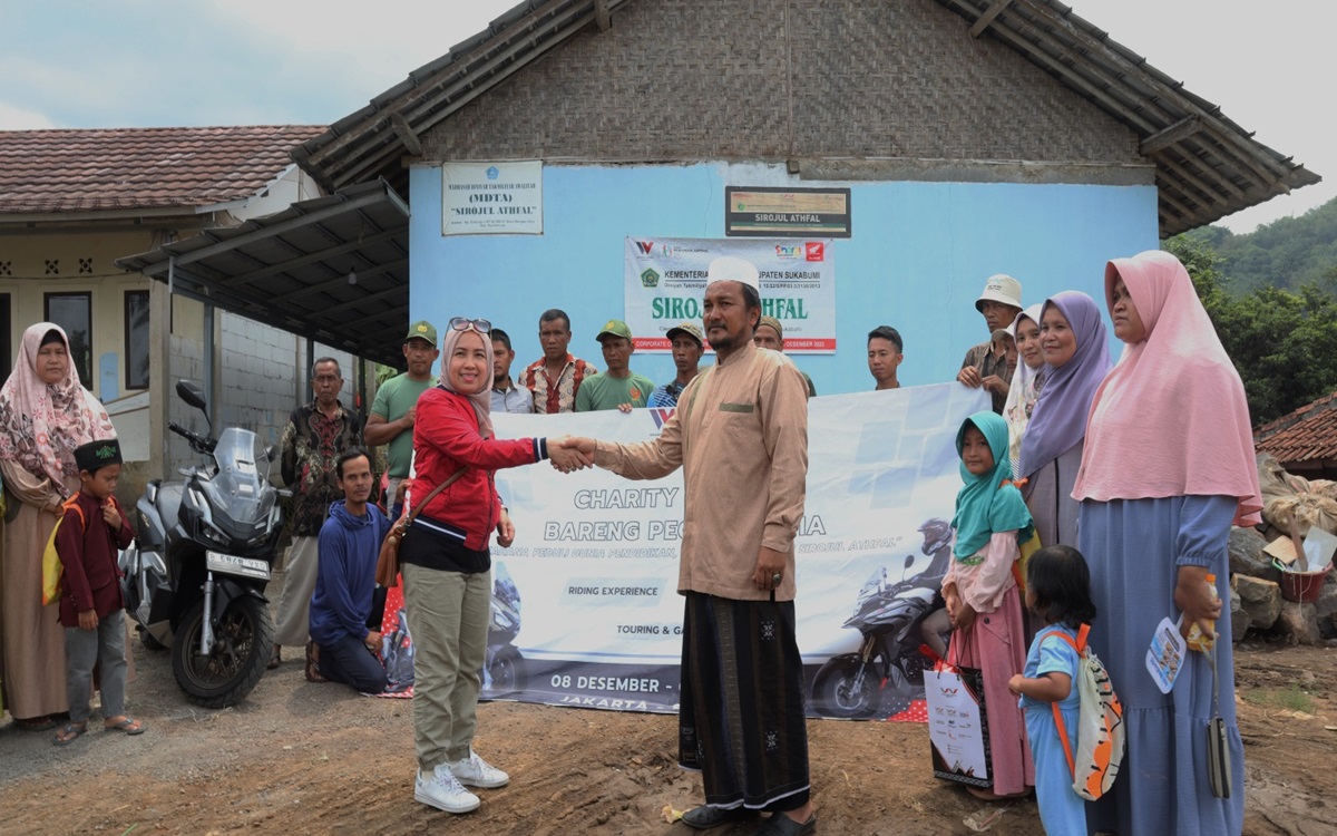 Kegiatan Sosial Berkelanjutan, Wahana Honda Adakan Charity Touring Renovasi Sekolah di Sukabumi