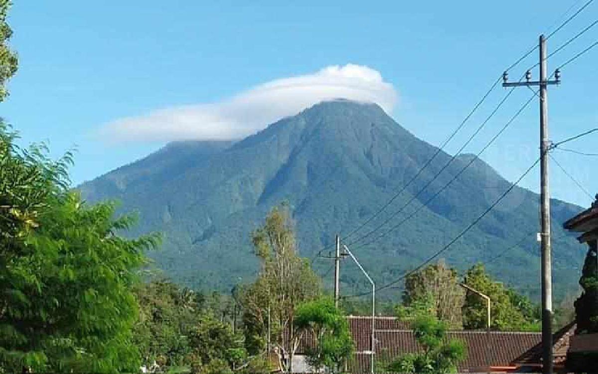 6 Gunung Mistis di Jawa Timur yang Menyimpan Banyak Kisah Misterius, Bikin Merinding!
