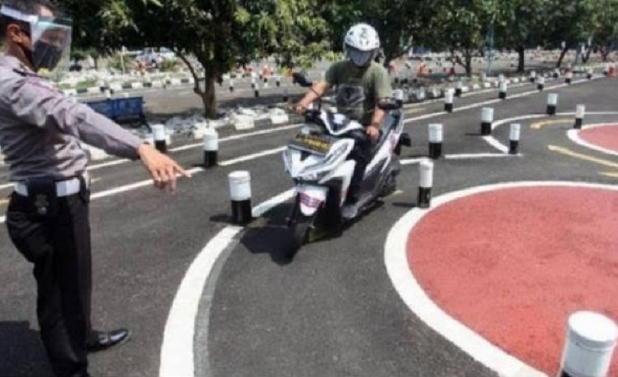 Pembuatan SIM di Indonesia Buruk dan Dipersulit, Kapolri: Perlu Diperbaiki!