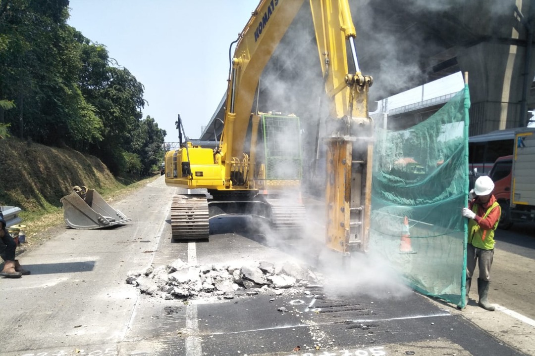 Tingkatkan Kenyamanan, PT JTT Lakukan Rekonstruksi Ruas Jalan Tol Jakarta-Cikampek