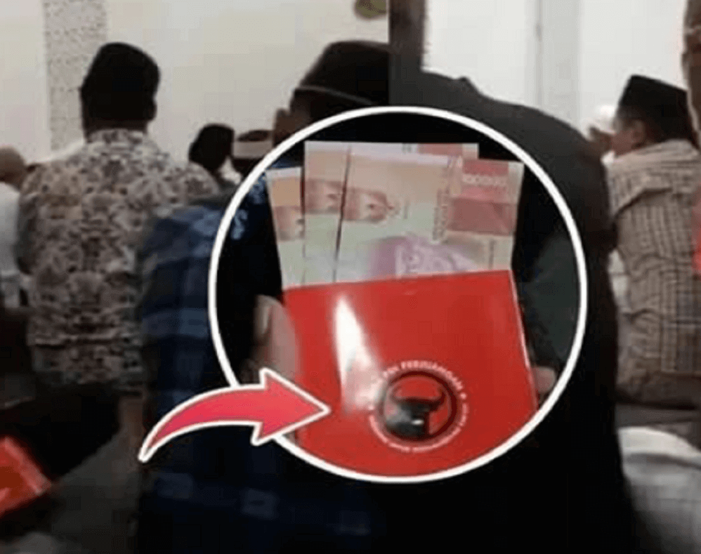 Geger Bagi-bagi Amplop Berlogo PDIP di Masjid, Kader Megawati Buka Suara: 'Itu Zakat Buat...'