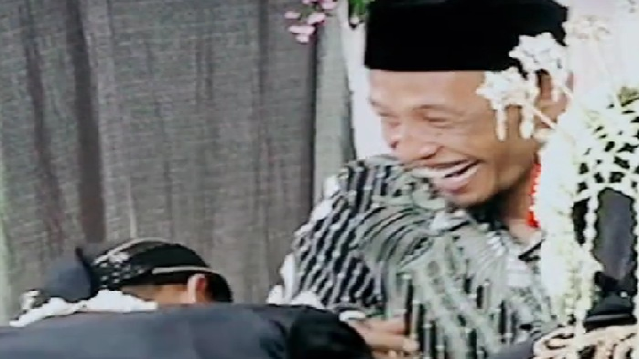 Viral Pernikahan Dapat Menantu Bestie Sendiri, Pas Sungkeman Jadi Bahan Tawa