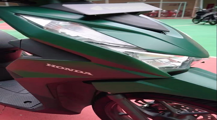 Perang Warna Hijau: Skutik 110 cc Honda, Manakah yang Lebih Keren?