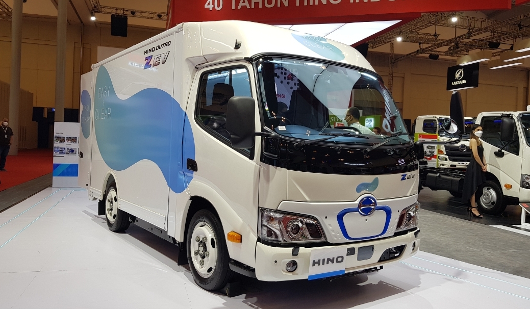 Hino Jual 1.127 Unit Kendaraan selama GIIAS 2022