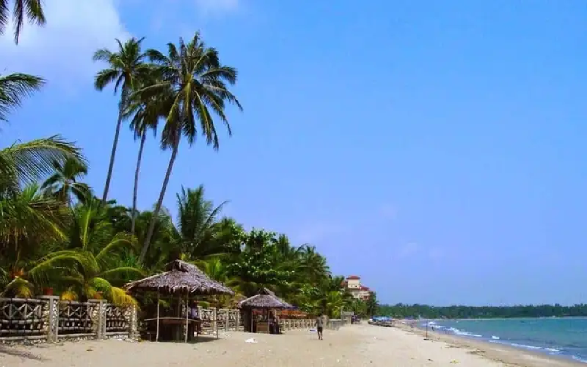 4 Rekomendasi Pantai di Banten yang Cocok Buat Liburan Bareng Anak-anak, Wisata Makin Happy