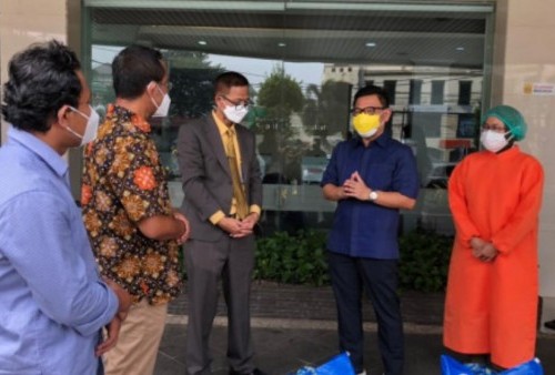 Peduli Pandemi, Yayasan AHM Beri Bantuan pada Nakes di Bogor dan Tangsel Kolaborasi dengan IKALUIN