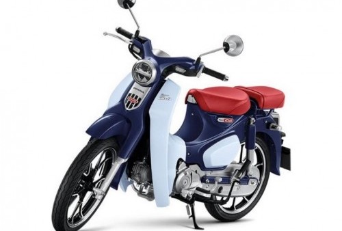 Honda Super Cub 125cc warna biru, khusus buat kamu yang pengen bebek ini tampil stylish