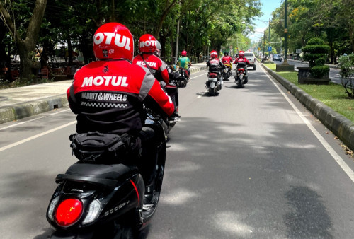 Intip Keseruan Touring Motul Scooter Ride to SBK Mandalika 
