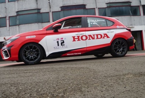 Para Pebalap Honda Racing Indonesia Raih Juara pada Seri ke-2 ISSOM 2022