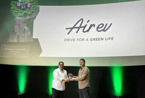 Keren! Wuling Air ev dapat Penghargaan Green Product of The Year 2023, Mobil Listrik Pertama di Indonesia Lo...
