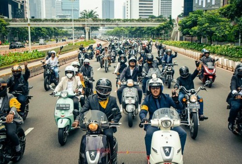 Ratusan Bikers Tampil Keren di Distinguished Gentleman's Ride 2022
