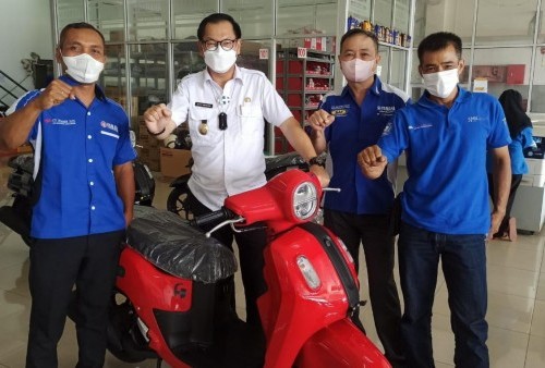 Tampil Unik dan Sarat Teknologi Terkini, Yamaha Fazzio Hybrid-Connected Bikin Wakil Bupati Belitung: Isyak Meirobie 'Klepek-Klepek'
