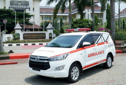 Belasan unit Ambulance Toyota Innova, Ratusan Ribu APD,  Ribuan Sembako, dan Program Vaksinasi Telah di Donasikan oleh Toyota Indonesia