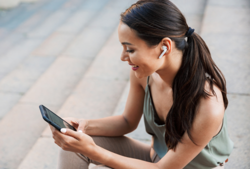 15 Rekomendasi Earphone Bluetooth Terbaik di Segala Aktivitas, Bikin Lebih Enjoy Menikmati Hari