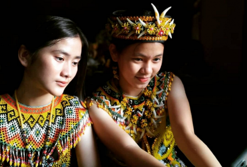 6 Suku Ini 'Produksi' Wanita dengan Paras Cantik Nan Manis di Indonesia, Pasti Langsung Terpesona!