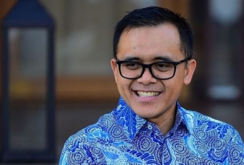 Ternyata Ini Loh Alasan Jokowi Pilih Azwar Anas Jadi MenPAN-RB yang Baru