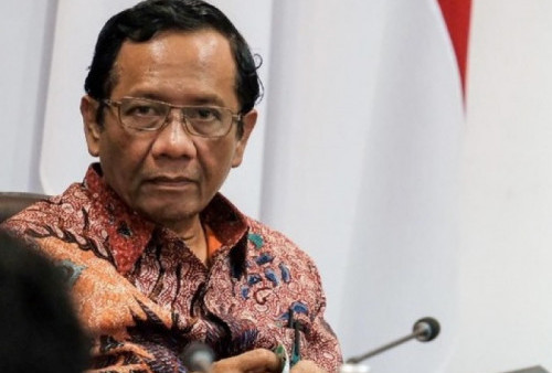 Mahfud MD Akui Suruh Denny Indrayana Bantu Anies Jadi Capres 2024
