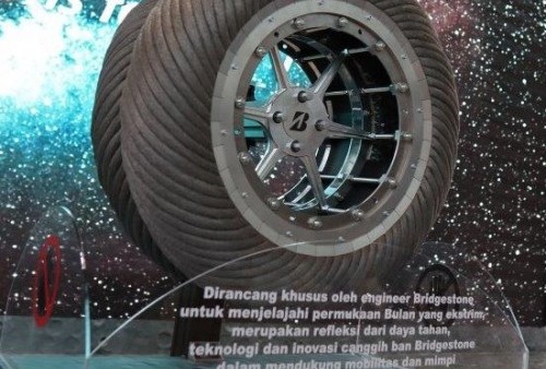 Selain Lunar Rover Tire, Bridgestone Hadirkan Ban Premium Lainnya di GIIAS 2022
