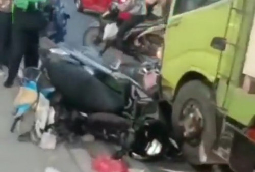 Kecelakaan Lalu Lintas: Truk Tabrak 7 Pemotor di Lenteng Agung, Jakarta Selatan