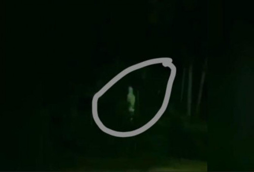 Video Viral Penampakan Hantu Pocong di Desa Kranggan, Kabupaten Rembang