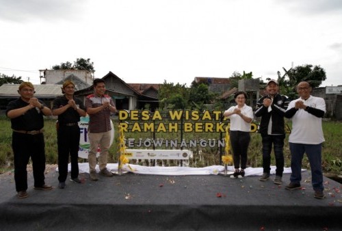 Adira Finance Beri Predikat Desa Ramah Berkendara di Yogyakarta