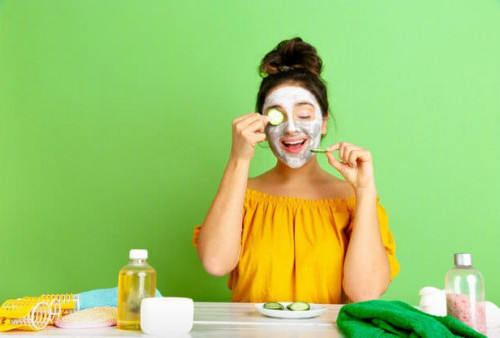 4 Tips Membuat Masker dengan Bahan Rumahan Bikin Wajah Cerah