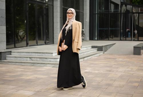 Siswi Muslimah Dilarang Kenakan Abaya, Protes Guru dan Murid Bergejolak di Prancis