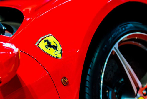 Ferrari Siap Memproduksi Mobil Listrik Pertamanya di Maranello Tahun Depan