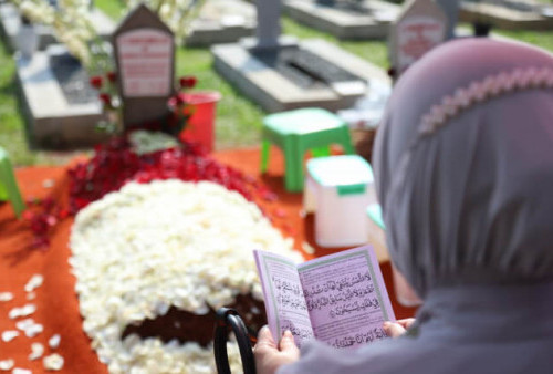 Simak Tata Cara dan Bacaan Doa Ziarah Kubur Sebelum Puasa Ramadhan 2023