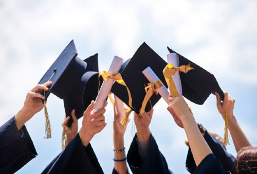 Beasiswa 2024 Ini Tawarkan Kuliah Gratis Sampai Lulus, Bahkan Diberi Uang Saku!
