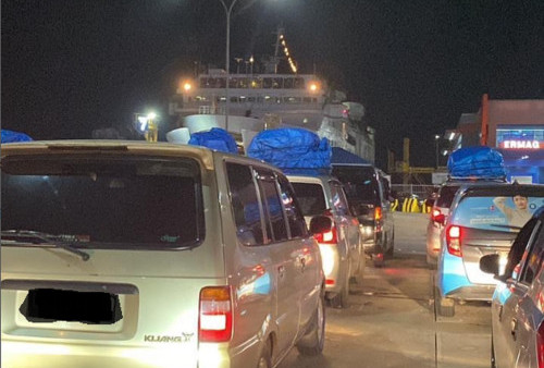 Kemacetan Horor Terjadi di Pelabuhan Merak Sepanjang 10 Km, Kapolri: Evaluasi!
