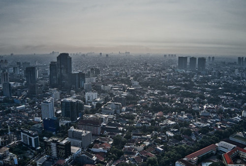 Pemprov DKI Jakarta Segera Luncurkan 100 Bus Listrik untuk Tekan Polusi Udara yang Kian Meningkat