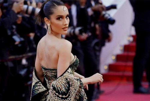 Tampil Memukau! Cinta Laura Tampil di Red Carpet Festival Film Cannes 2023 dengan Gaun Terinspirasi Ratu Laut Selatan