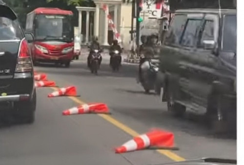 Ini dia Alasan Traffic Cone di Jalan Sultan Agung Semarang Meleleh, Bukan karena Cuaca Panas