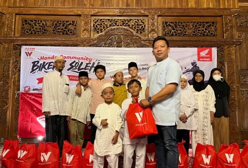 Komunitas Honda Beri Santunan di Bulan Ramadhan