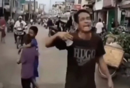 Video Viral di Media Sosial Seorang Pemudia Memegang Plastik Diduga Sabu, Pemuda di Sumatera Utara Ditangkap!