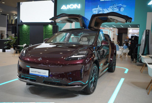 Mobil Listrik AION Hyptec HT Jadi Favorit Pengunjung GIIAS Semarang 2024