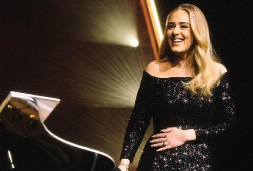 Adele Ikuti Jejak Rihanna, Kepakkan Sayap Jadi Pebisnis Usai Resmi Luncurkan Brand Lingerie!
