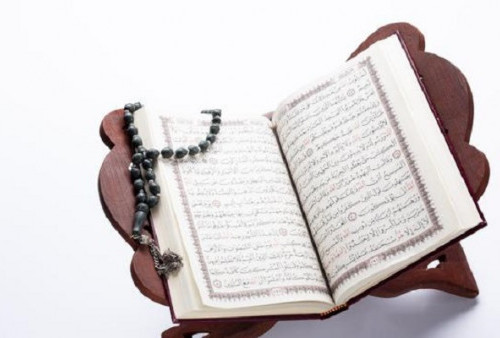 Masha Allah! Seorang Warga Berhasil Selamatkan Al-Quran Saat Masjid Raya  JIC Terbakar