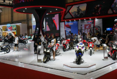 Pengalaman Seru di Booth Honda IMOS 2024: Pengunjung Nikmati Test Drive Honda EM1!