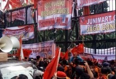 Terkuak! Penyebab Anggota PP Keroyok AKBP Dermawan Karosekali Saat Demo di Depan Gedung DPR-MPR, Ternyata Dipicu Hal ini?